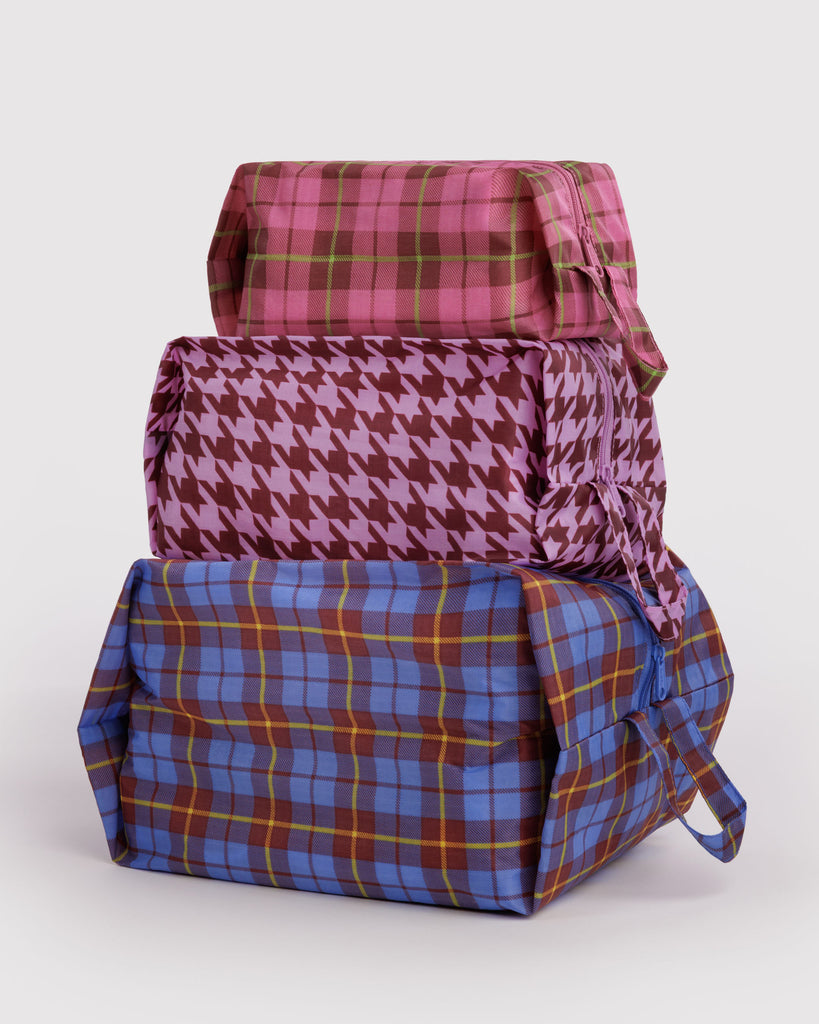 3d zip set in three unique plaid patterns