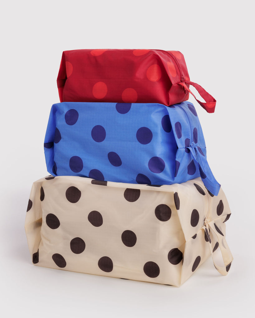 3d zip set in three polka dot patterns