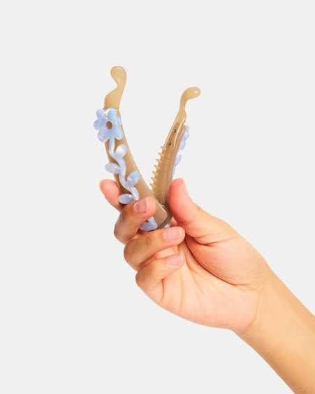 banana clip in sky blue and taupe