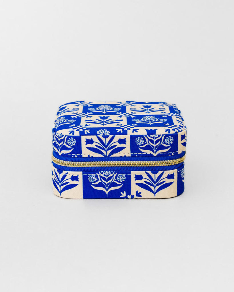 travel jewelry organizer in a blue plaid floral pattern