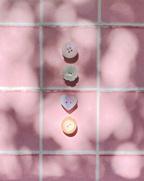 iridescent Button Mini Claw Set 