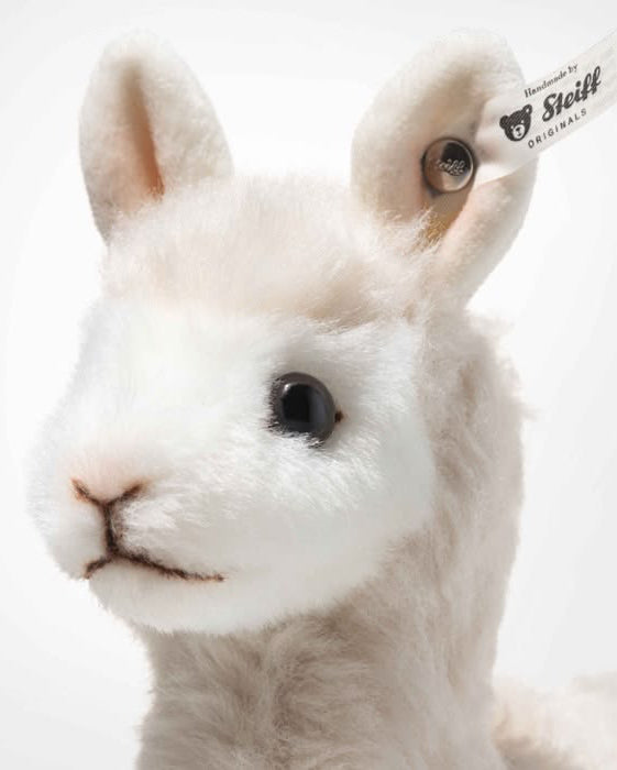 cozy alpaca plush toy from steiff