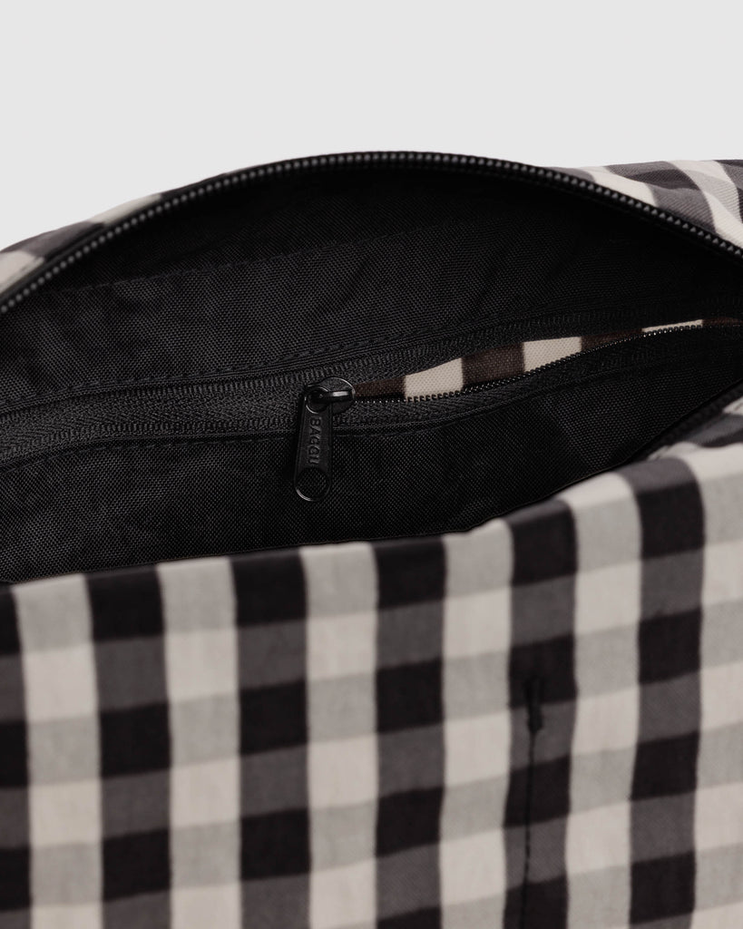 black and cream gingham dopp kit from baggu