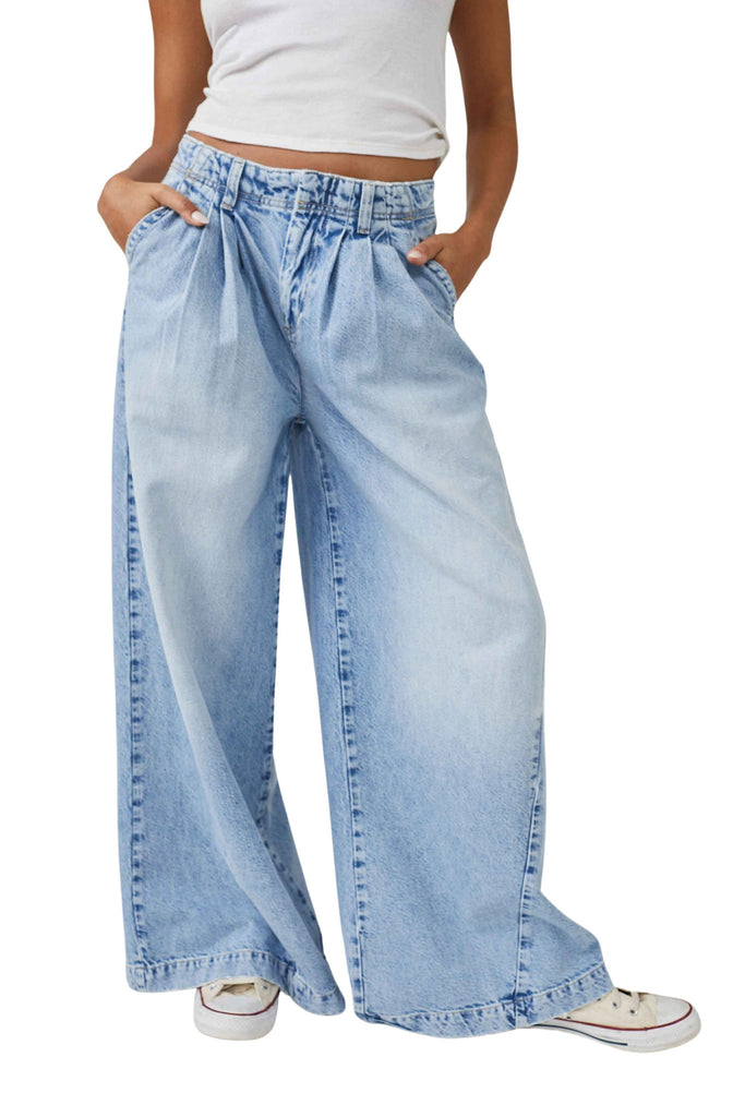 Silver Jeans Co. Plus Size Avery High Rise Wide Leg Trouser Jeans |  Dillard's