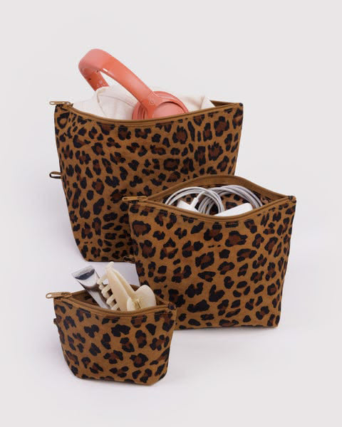 go pouch set in leopard