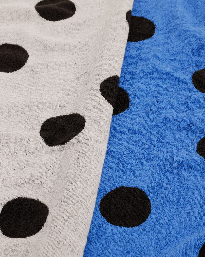 set of two hand towels in a polka dot pattern
