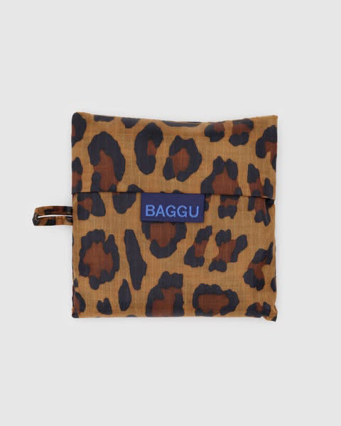 holiday standard baggu reusable bag in leopard