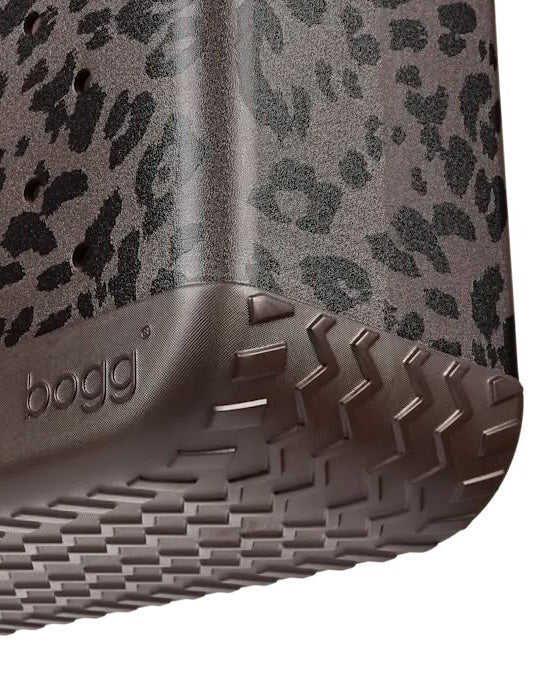 hot cocoa leopard print bogg bag, original 