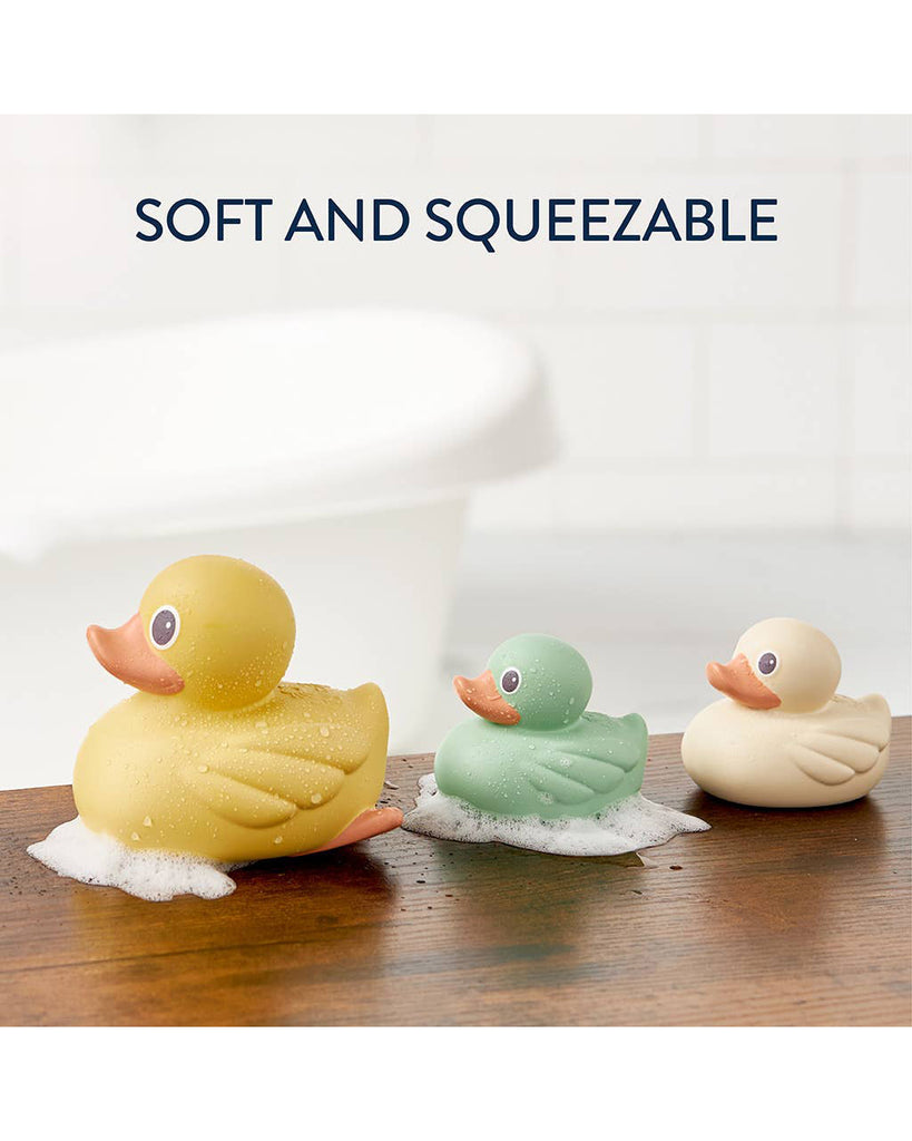 Itzy Duck Family Bath + Water Table Toys
