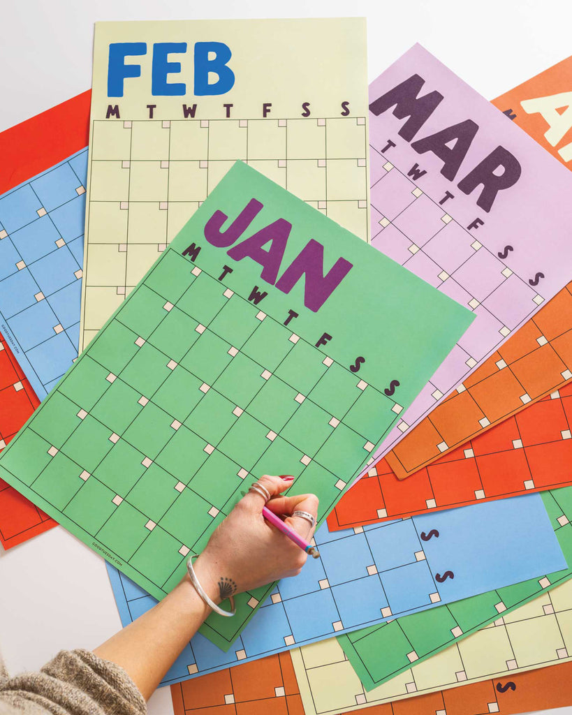undated wall calendar, butter & bold