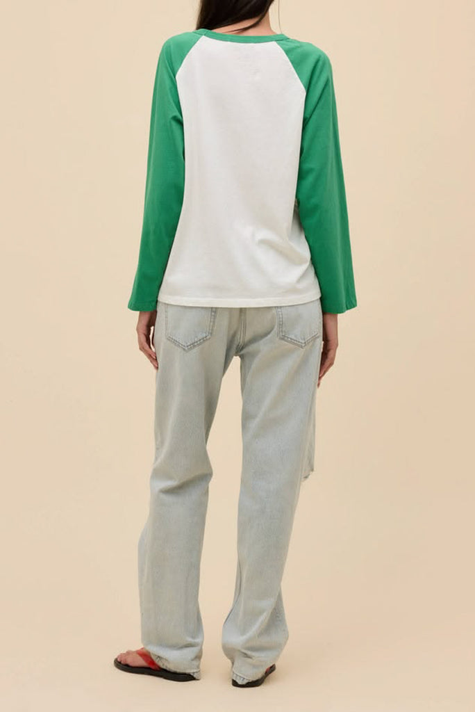 daydreamer vintage-inspired raglan tee in washed kelly green and white