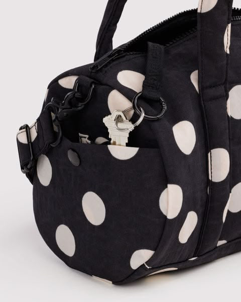 Black & Cream Polka Dot Nylon Duffle Bag from baggu