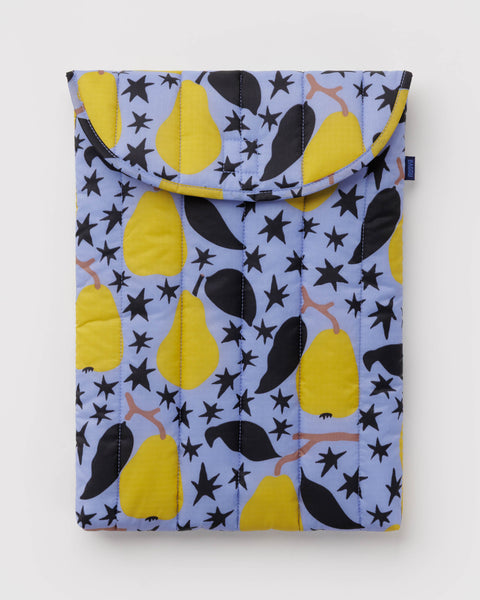 16" laptop sleeve from baggu in golden pears
