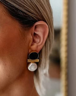 mother of pearl and gold earrings 