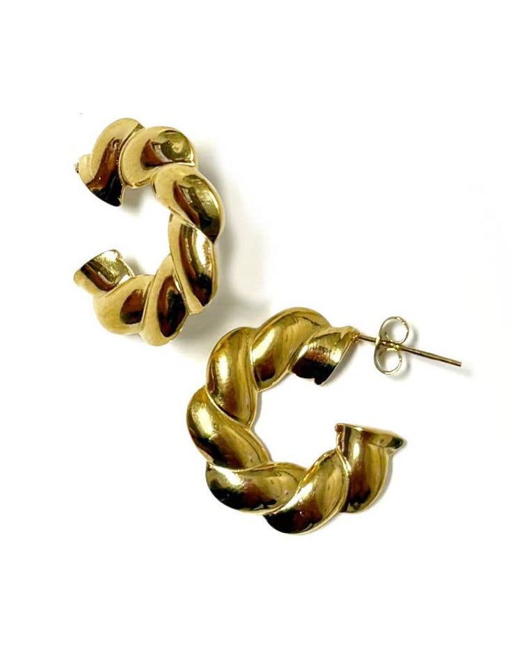 gold-toned huggie hoops with a twisted design