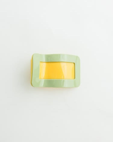 twiggy banana clip in yellow and green