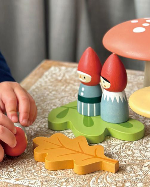 Woodland Gnome Family play set 